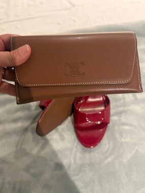 Brown Leather Triomphe Logo Wallet
